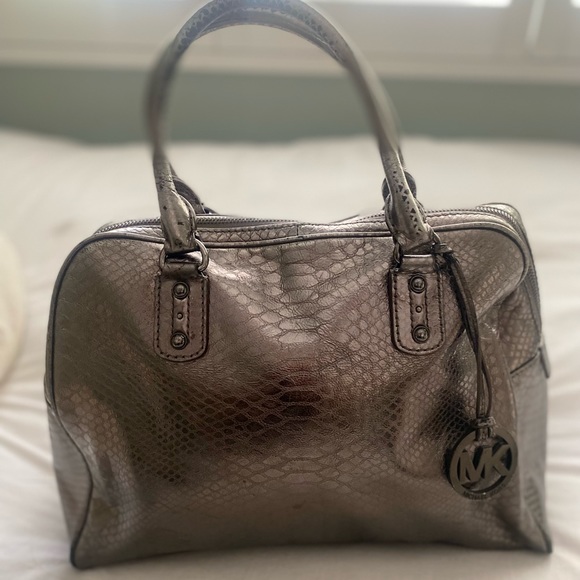 MICHAEL Michael Kors Handbags - Michael Kors metallic Boston Bag